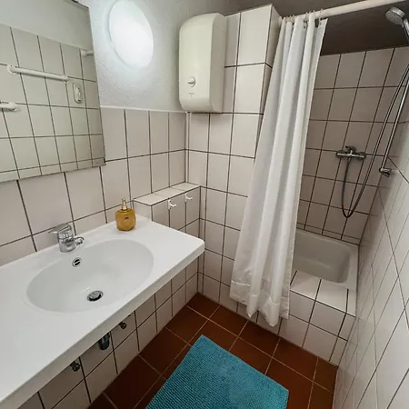 Rheinoase Mit Garten Fuer Familien & Gruppen Appartement Coblence