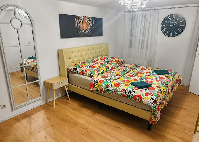 Appartement Rheinoase Mit Garten Fuer Familien & Gruppen *