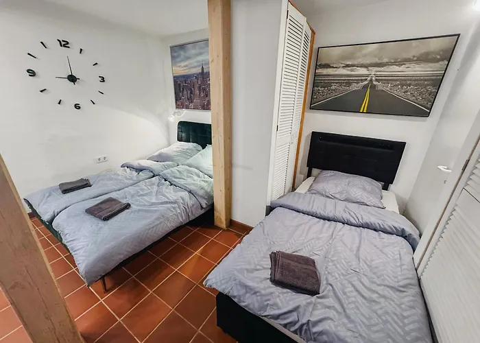 Apartment Rheinoase Mit Garten Fuer Familien & Gruppen